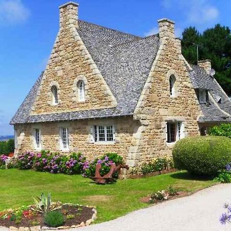 Les Ajoncs Bed and Breakfast Plougrescant Exteriör bild