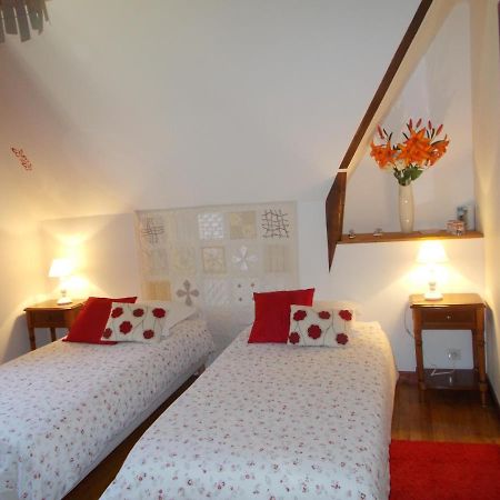 Les Ajoncs Bed and Breakfast Plougrescant Exteriör bild
